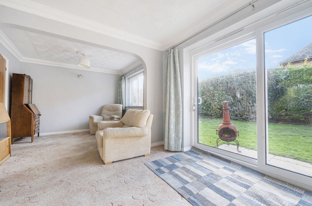 Property photo 2 of 18