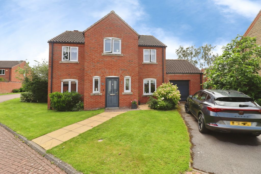 Property photo 1 of 26