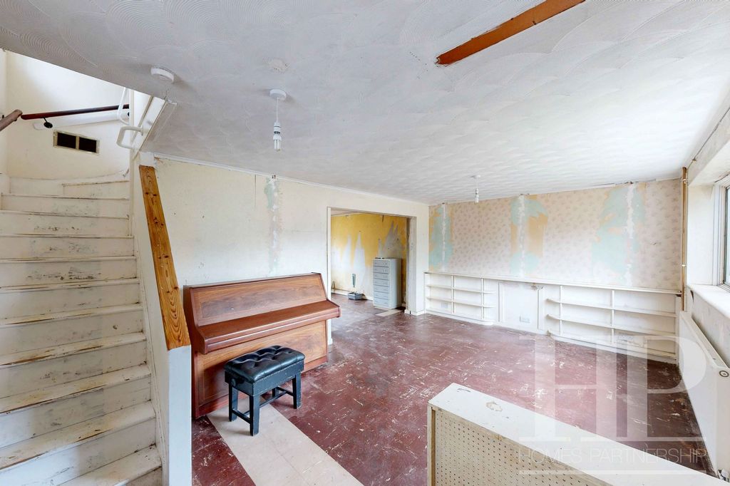 Property photo 3 of 19