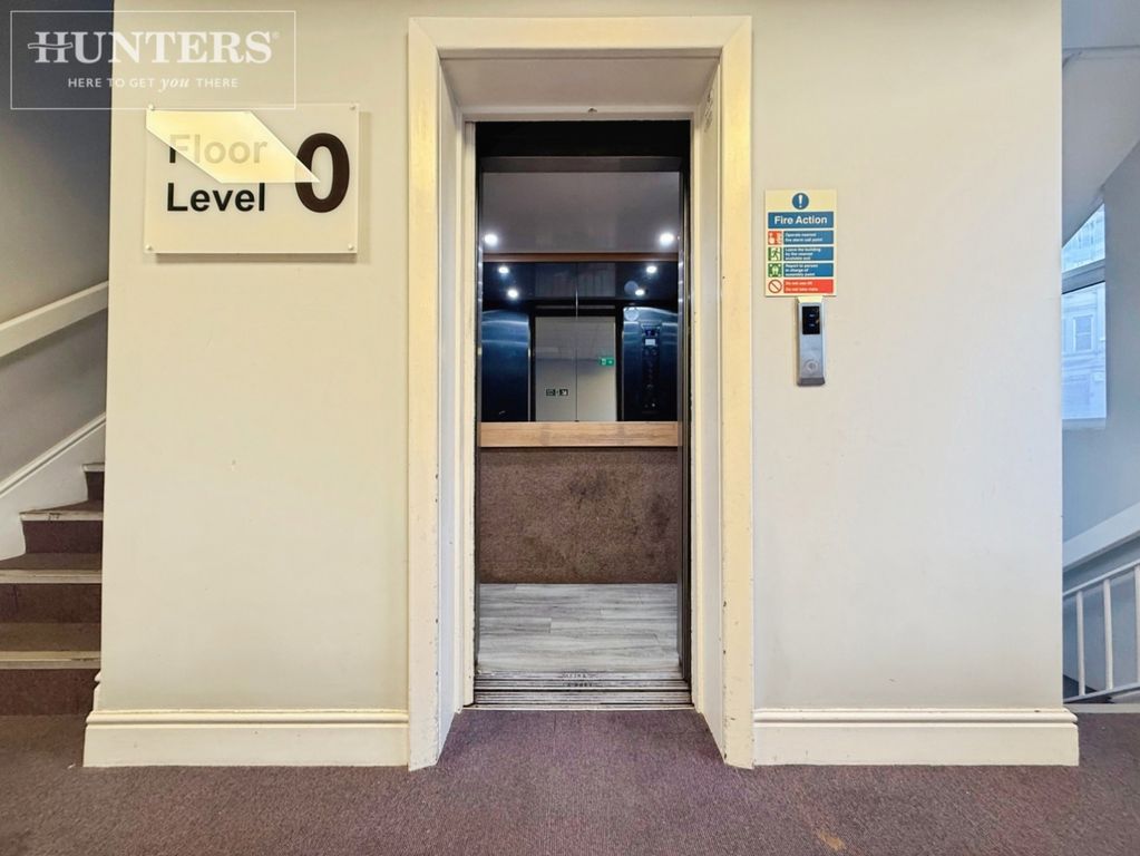 Property photo 3 of 9 Pbox-Img.Jpeg