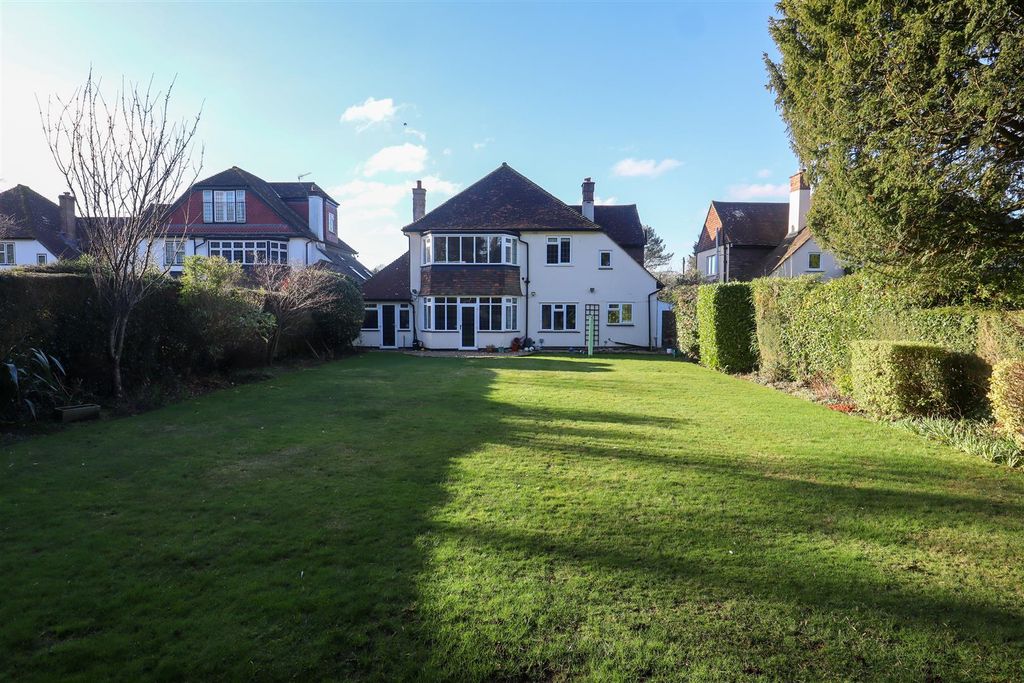 Property photo 2 of 14