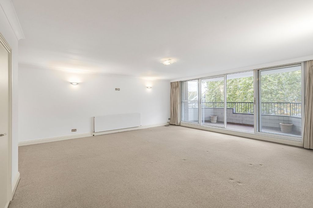 Property photo 2 of 22 Picture No. 10