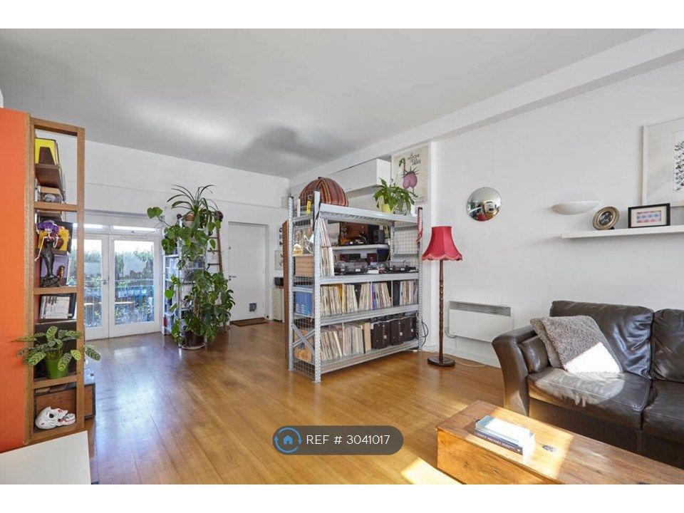 Property photo 1 of 16 Lounge+Office, Furnished Example 2