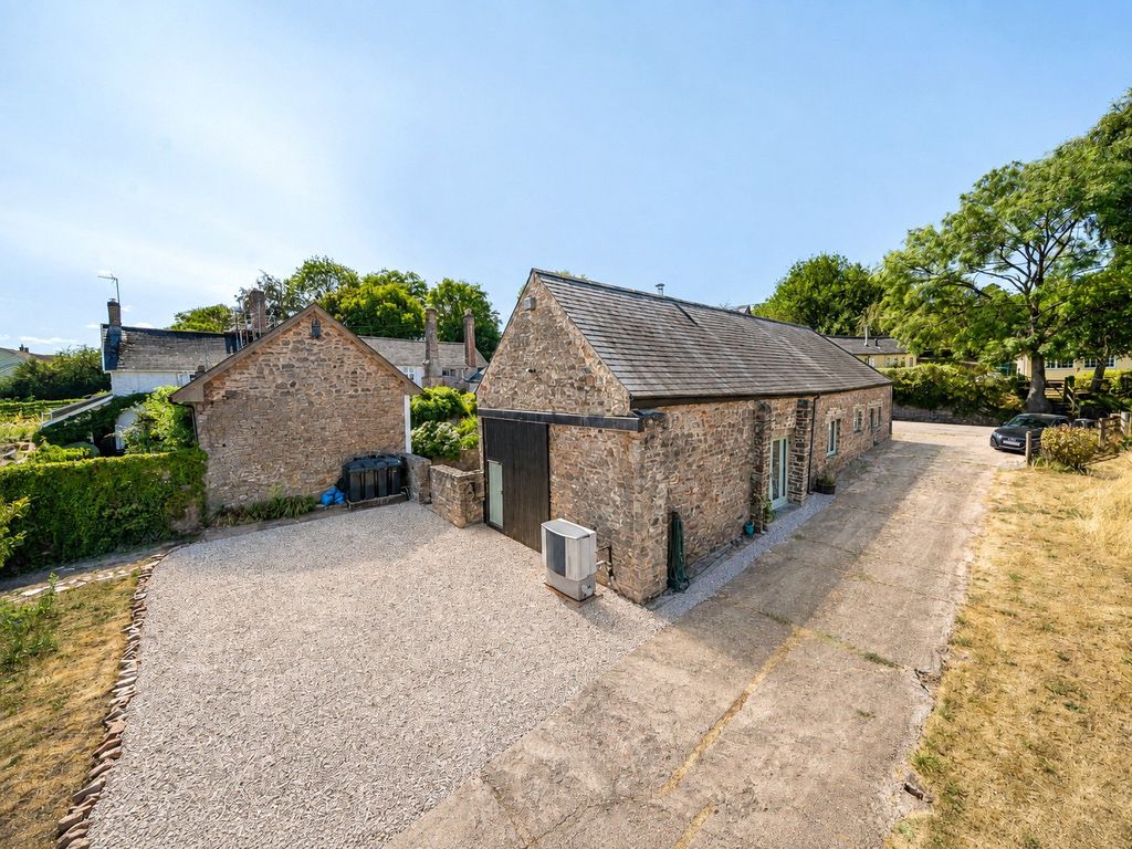 Property photo 3 of 47 Picture No. 60