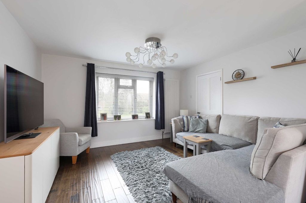 Property photo 3 of 14 Picture No. 11