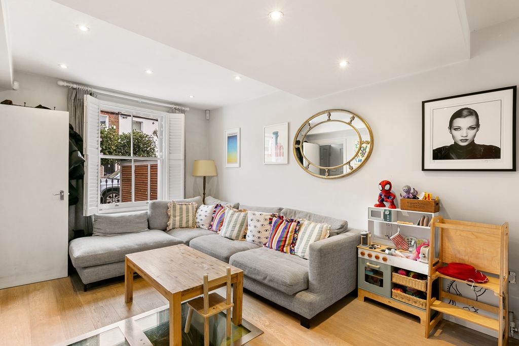 Property photo 3 of 12 Floorplan