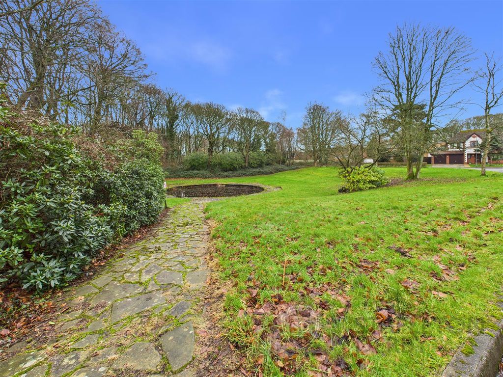 Property photo 3 of 18 Cam04709G0-Pr0306-Still003.Jpg