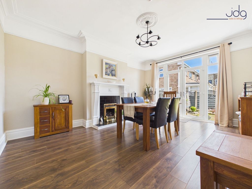 Property photo 3 of 23 Dining Room