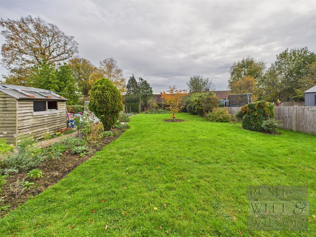 Property photo 2 of 10