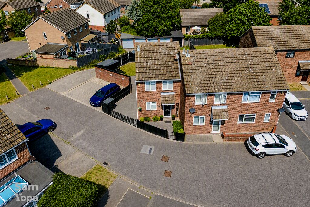 Property photo 1 of 19 Img_8807