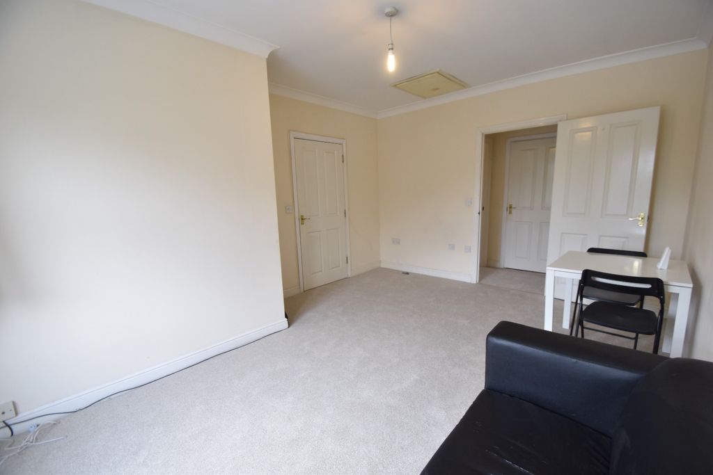 Property photo 3 of 7 4523014