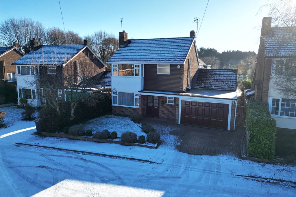 Property photo 1 of 13 4622463