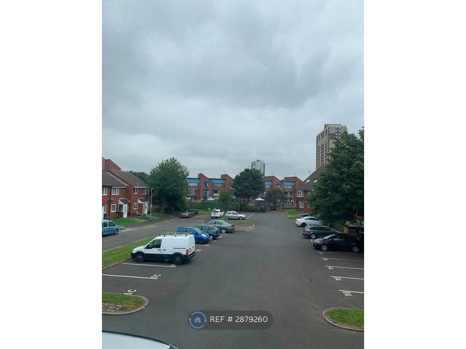 Property photo 2 of 8