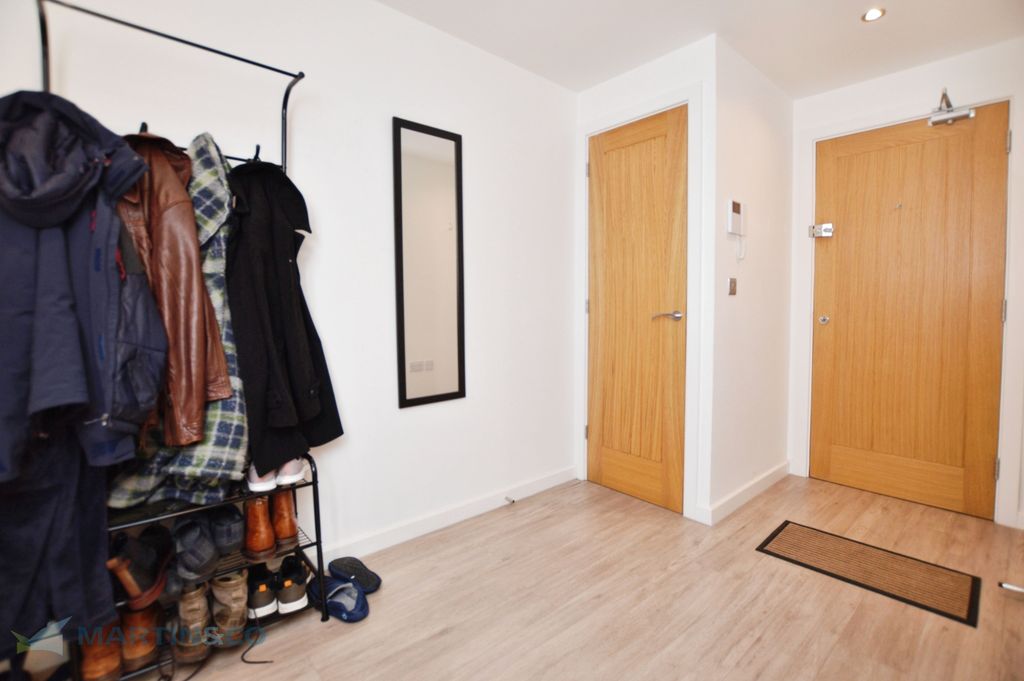 Property photo 2 of 6 0Be3Cece-Entrance 20Hall