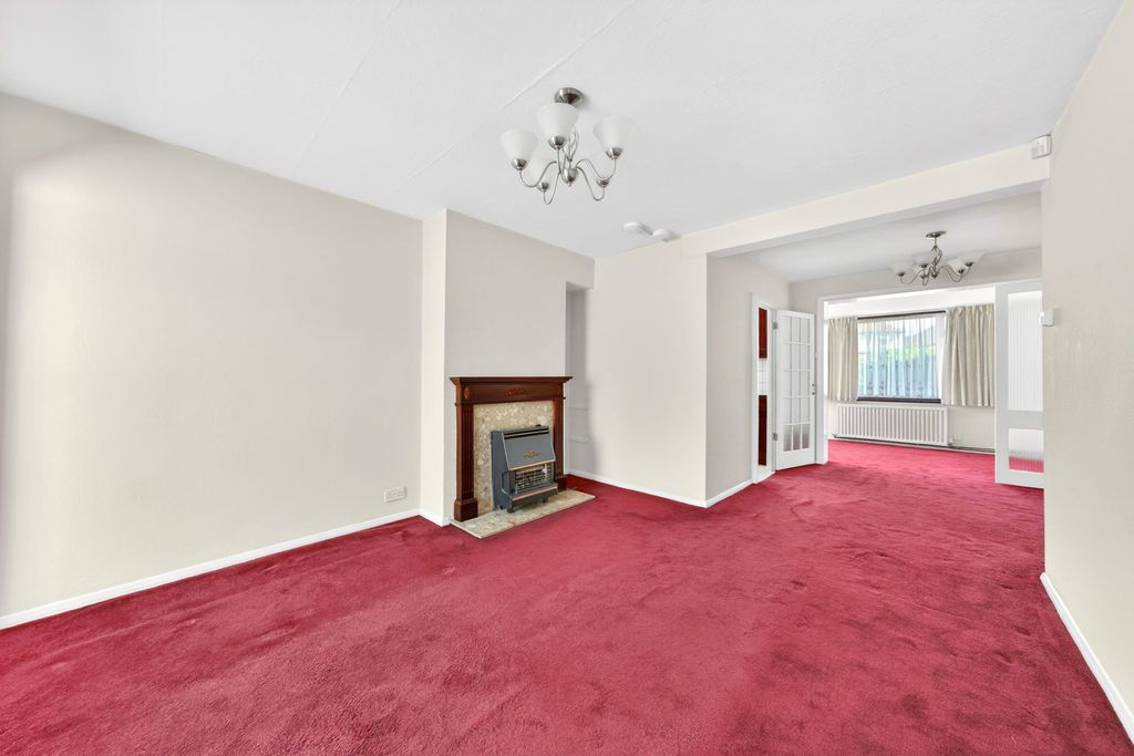 Property photo 2 of 22