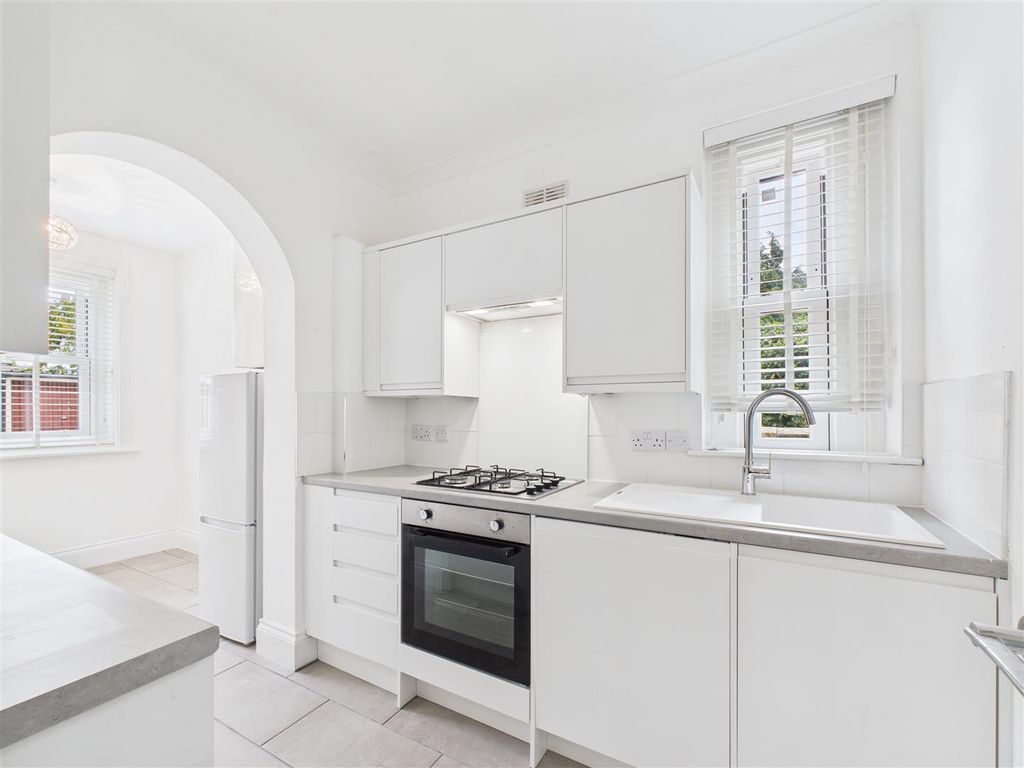 Property photo 2 of 15 Cam03557G0-Pr0152-Still009.Jpg