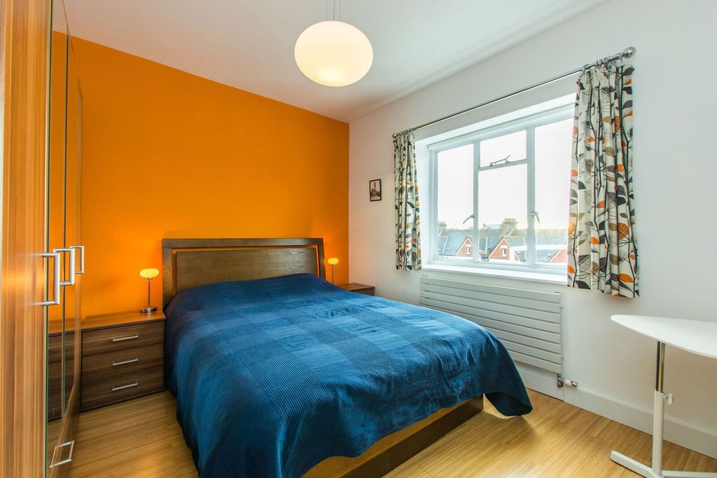 Property photo 2 of 7