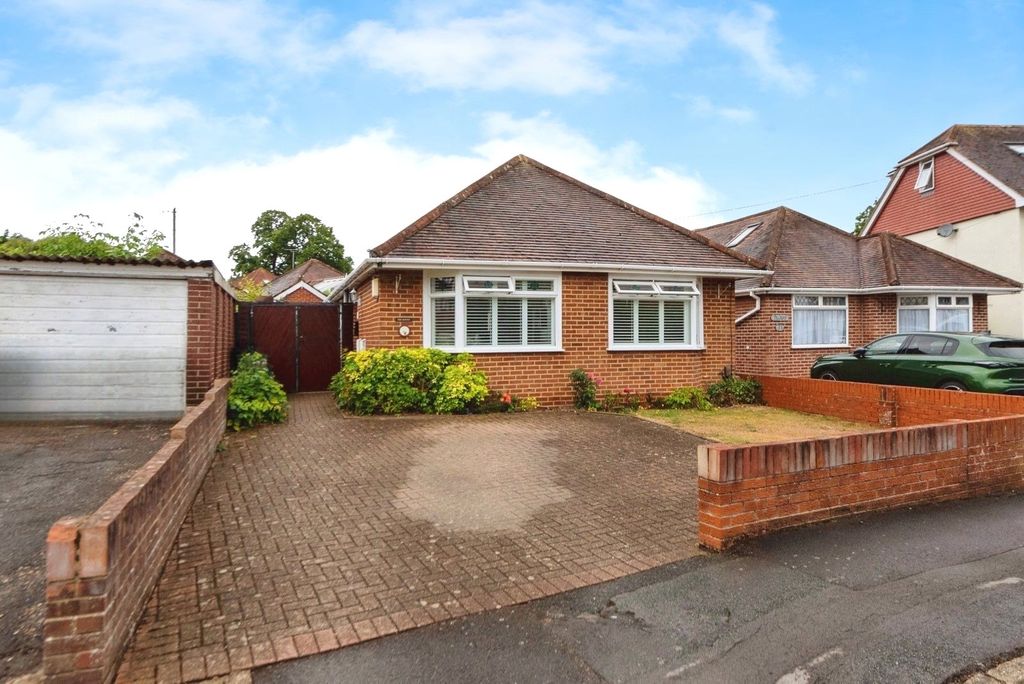 Property photo 1 of 17 Picture No. 19