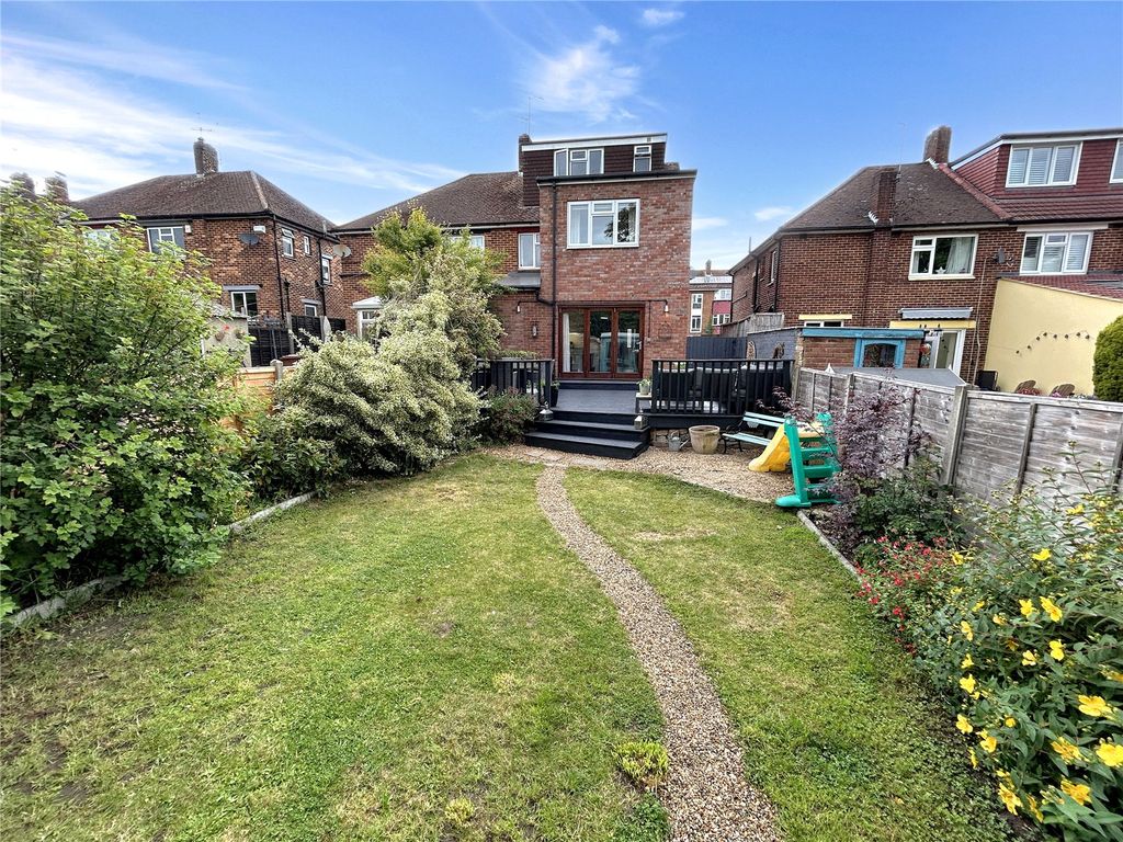 Property photo 2 of 28 Picture No. 45