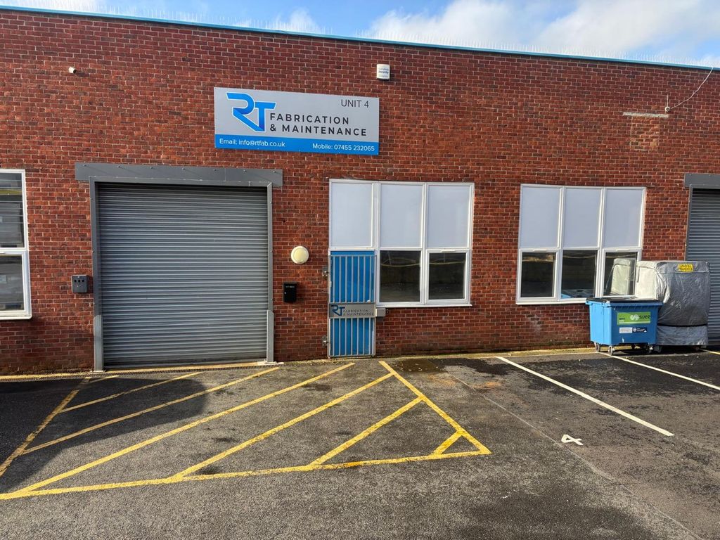 Property photo 1 of 4