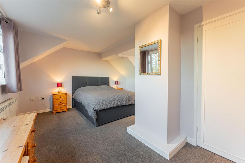 Additional image 20 of 4 bed detached house for saleStoneleigh Close, Stoneleigh CV1