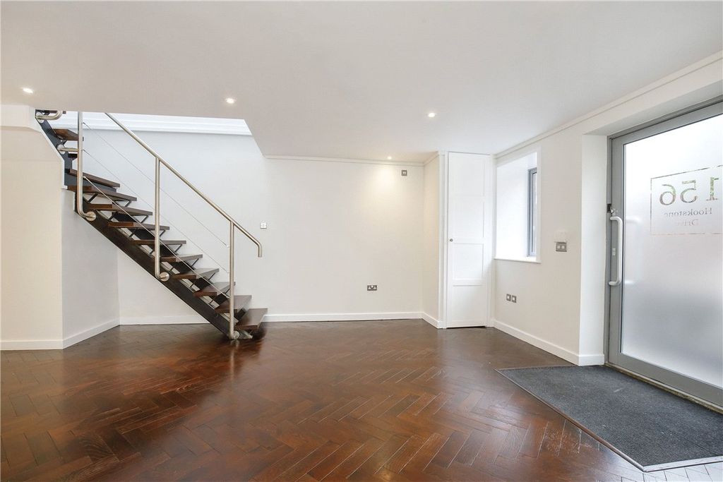 Property photo 3 of 11 Picture No. 05