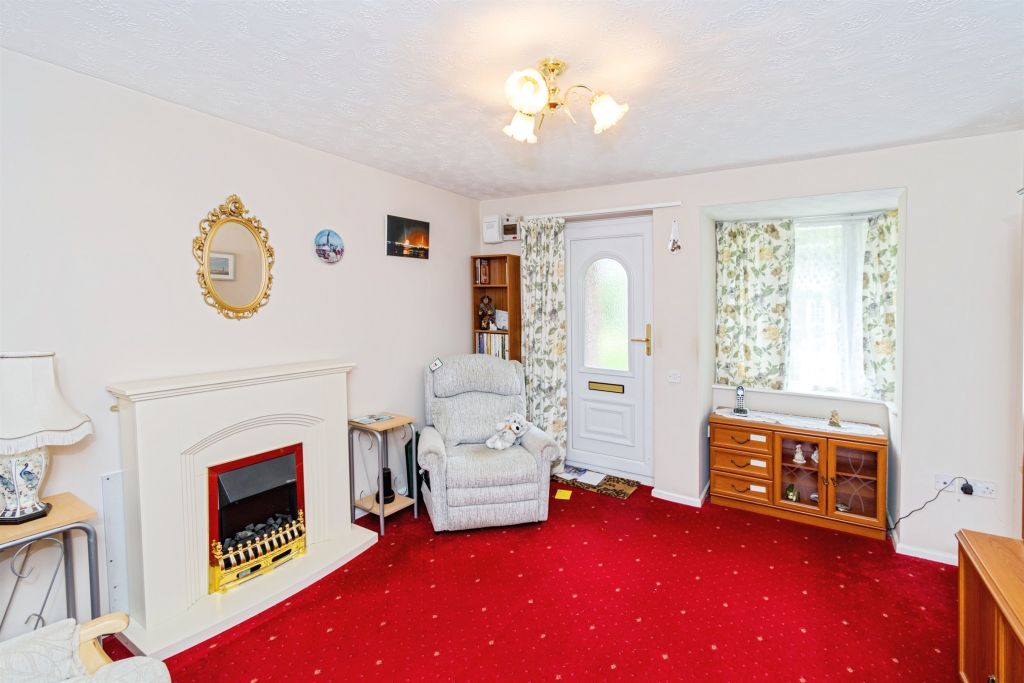 Property photo 3 of 11