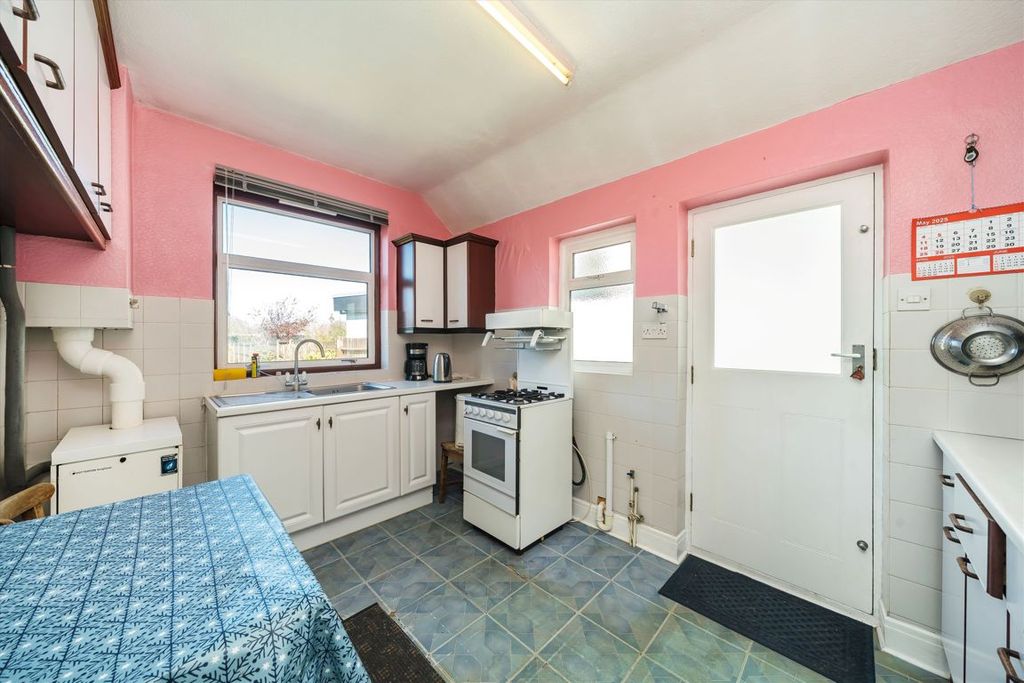 Property photo 3 of 5