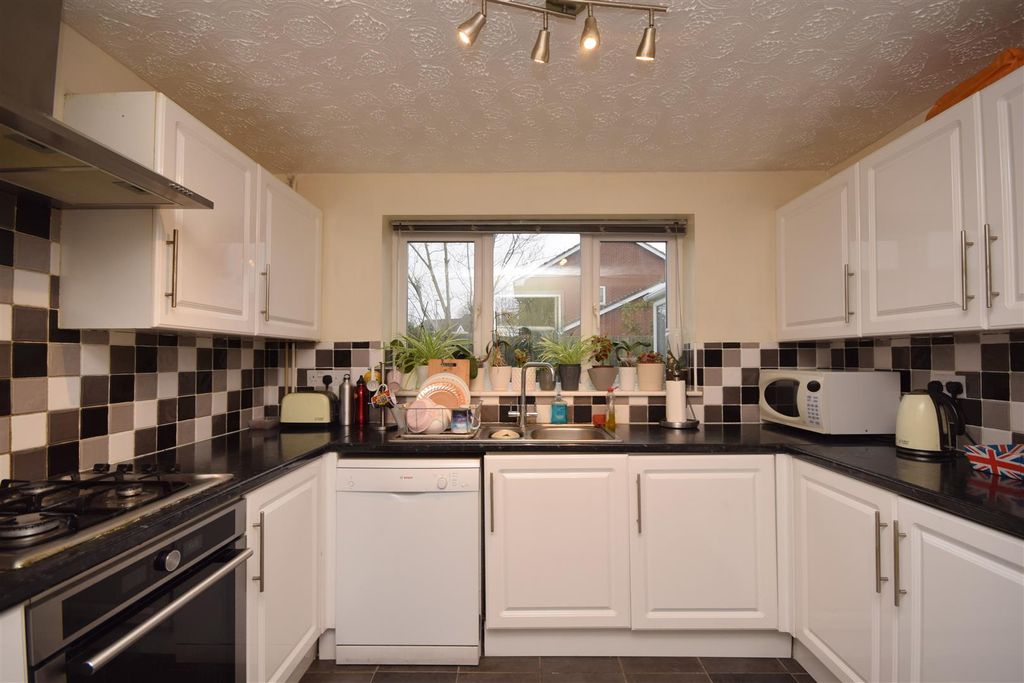 Property photo 3 of 10 Dsc_0173 (1).Jpg