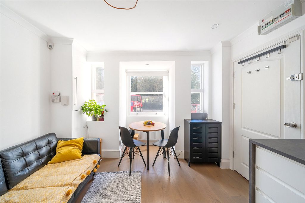 Property photo 1 of 8 Picture No. 07