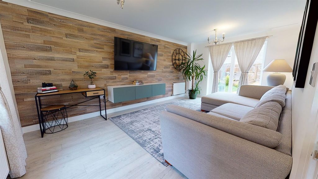 Property photo 2 of 13 Lounge 1.Jpg