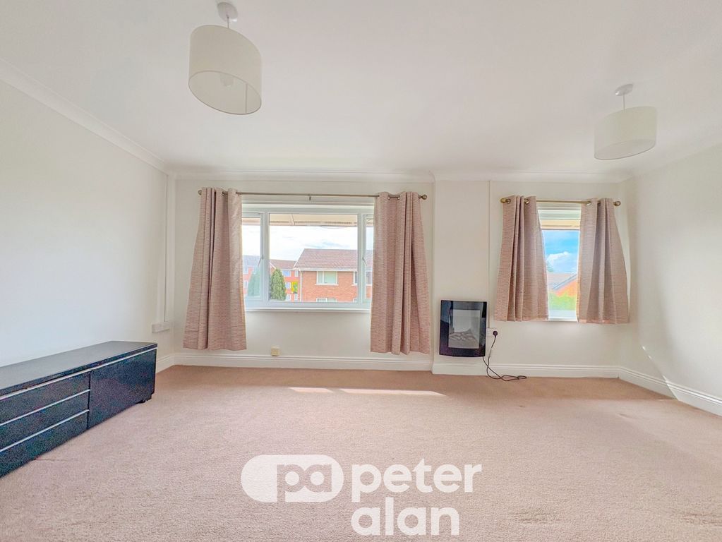 Property photo 3 of 16 Living Room