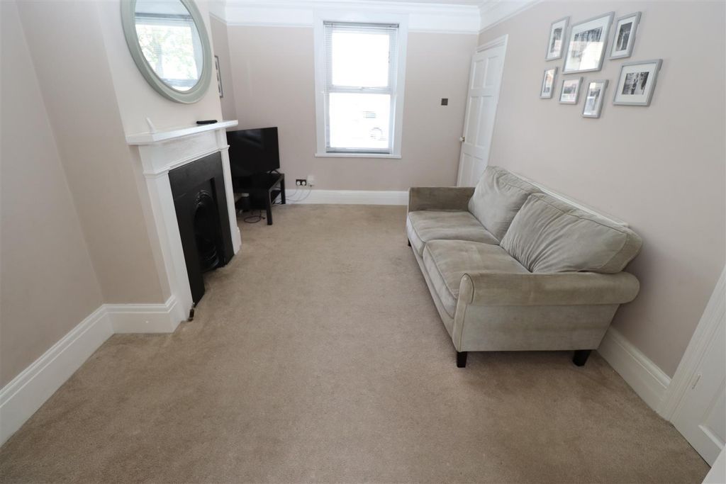 Property photo 3 of 21 Img_9898.Jpg