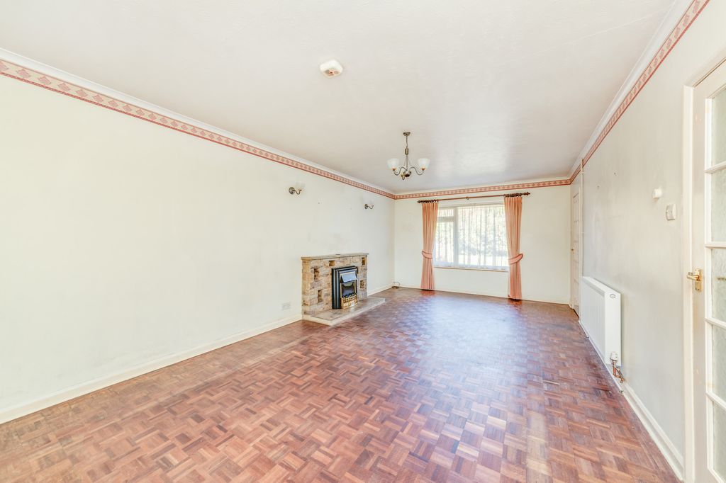 Property photo 3 of 24