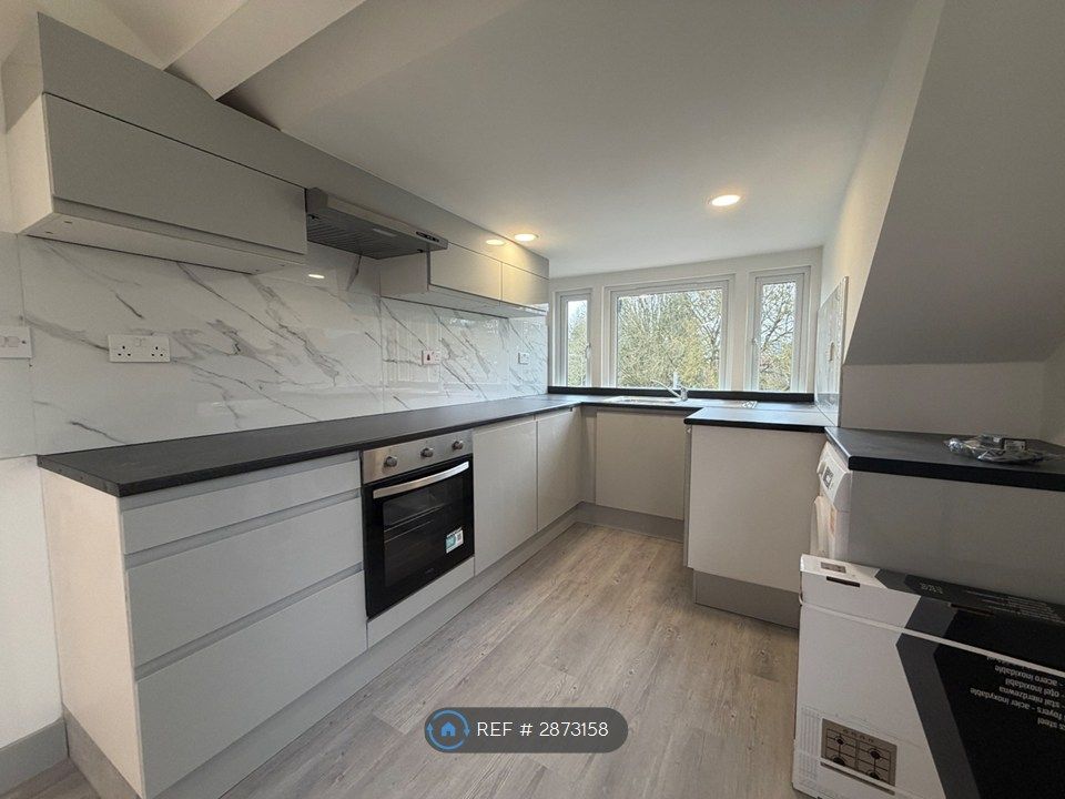 Property photo 1 of 9 Kitchen Area