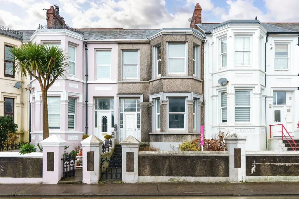 Property photo 1 of 16