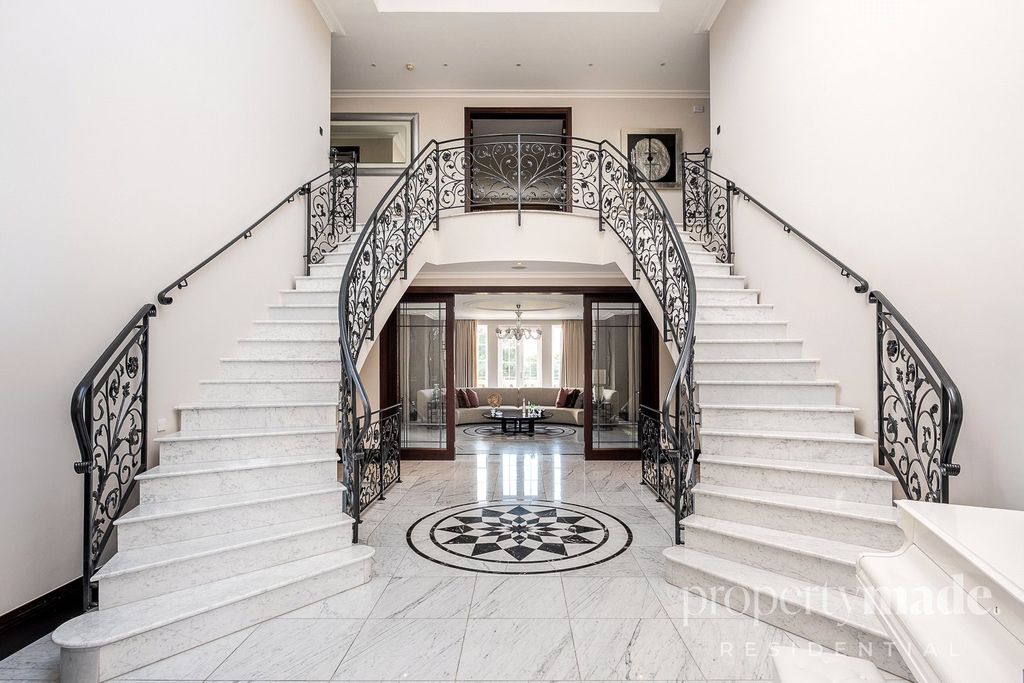 Property photo 3 of 32 Picture No. 04