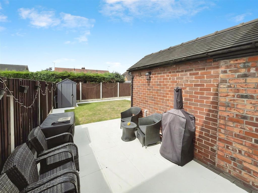 Property photo 3 of 21 84042A68-1.Jpg