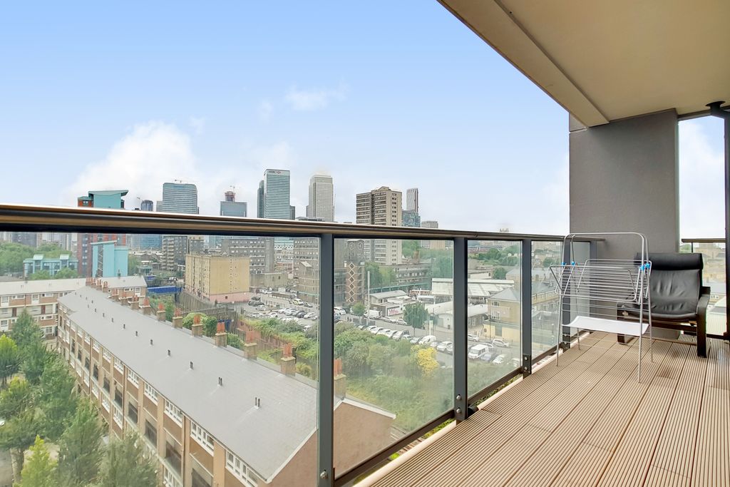 Property photo 2 of 14 Balcony