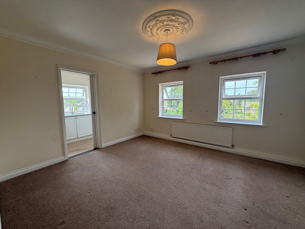 Property photo 3 of 5