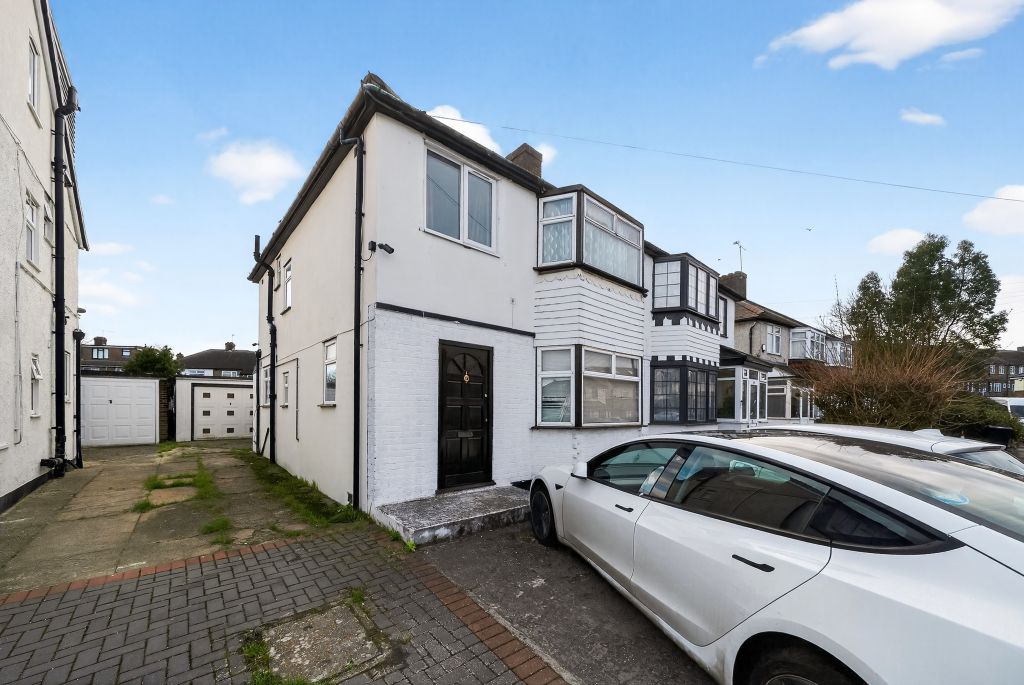 Property photo 1 of 20 Front View