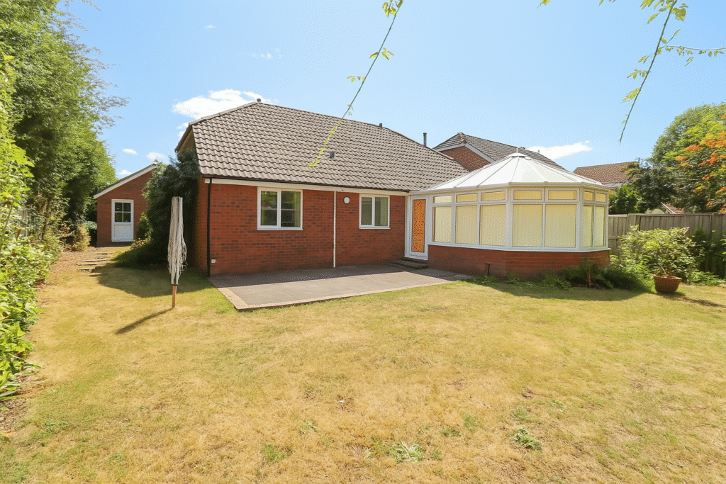 Property photo 2 of 11