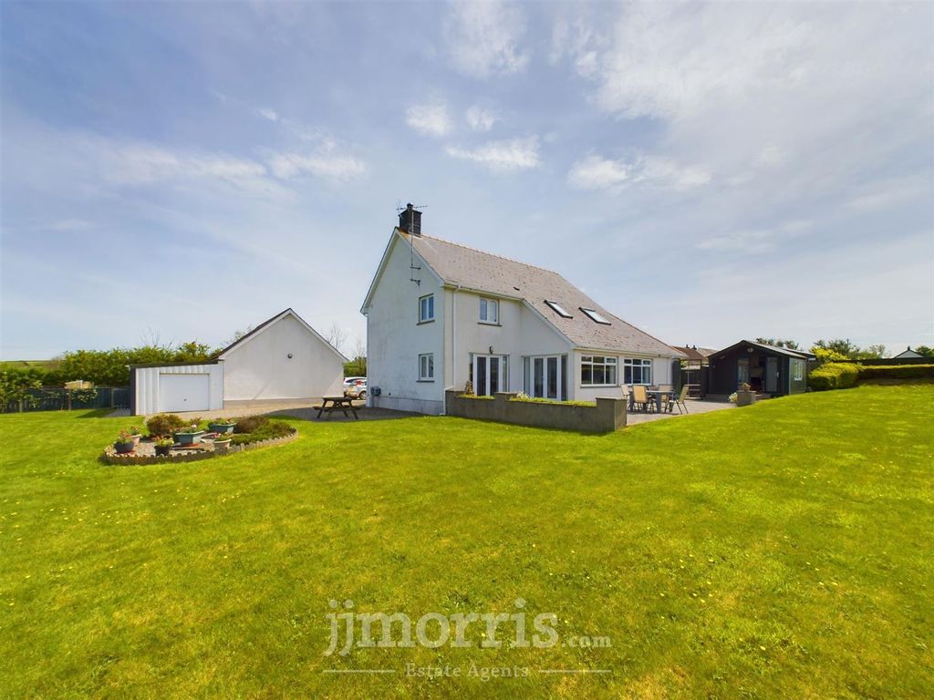 Property photo 2 of 70 Cam03686G0-Pr0069-Still046.Jpg