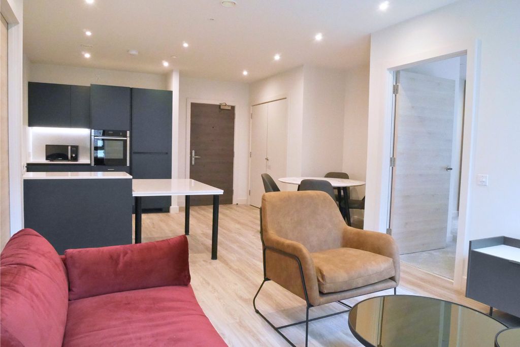 Property photo 3 of 17 Kitchen/Living/Diner