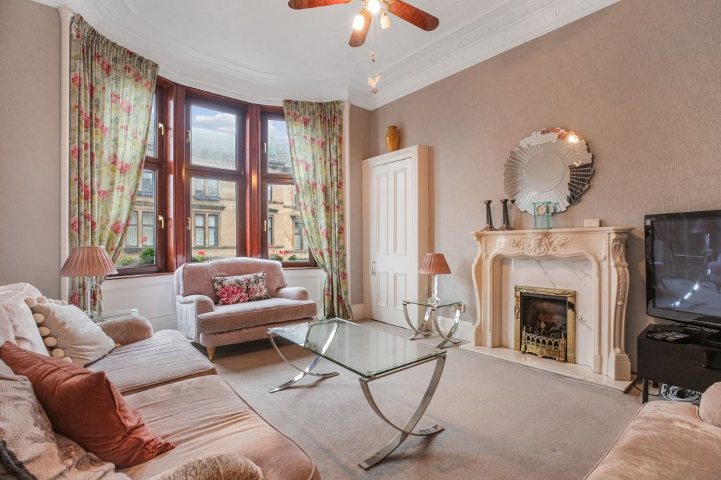 Property photo 2 of 24