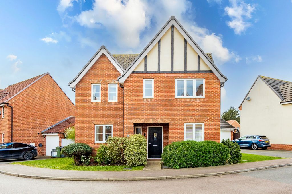 Property photo 1 of 21