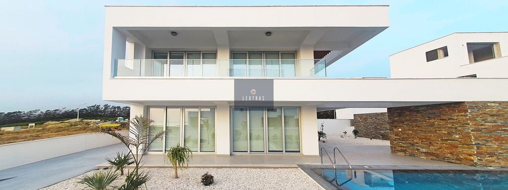 Property photo 2 of 4