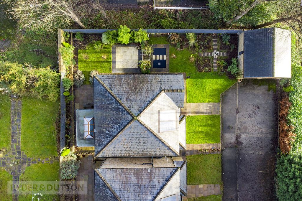 Property photo 2 of 35 Picture No. 38