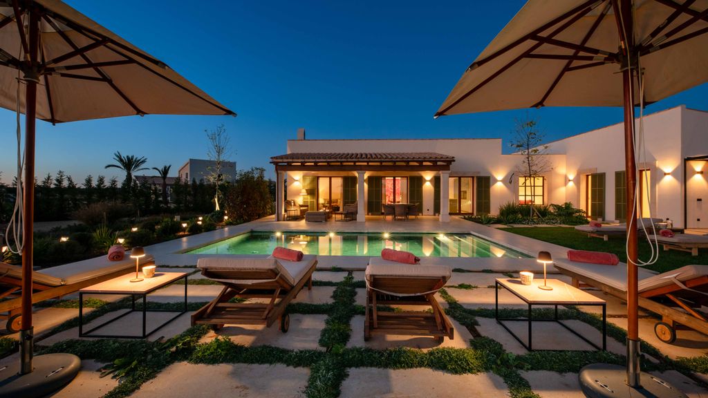 Property photo 3 of 43 80723 - 3.Jpg