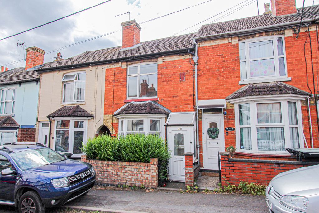 Property photo 1 of 10 Front
